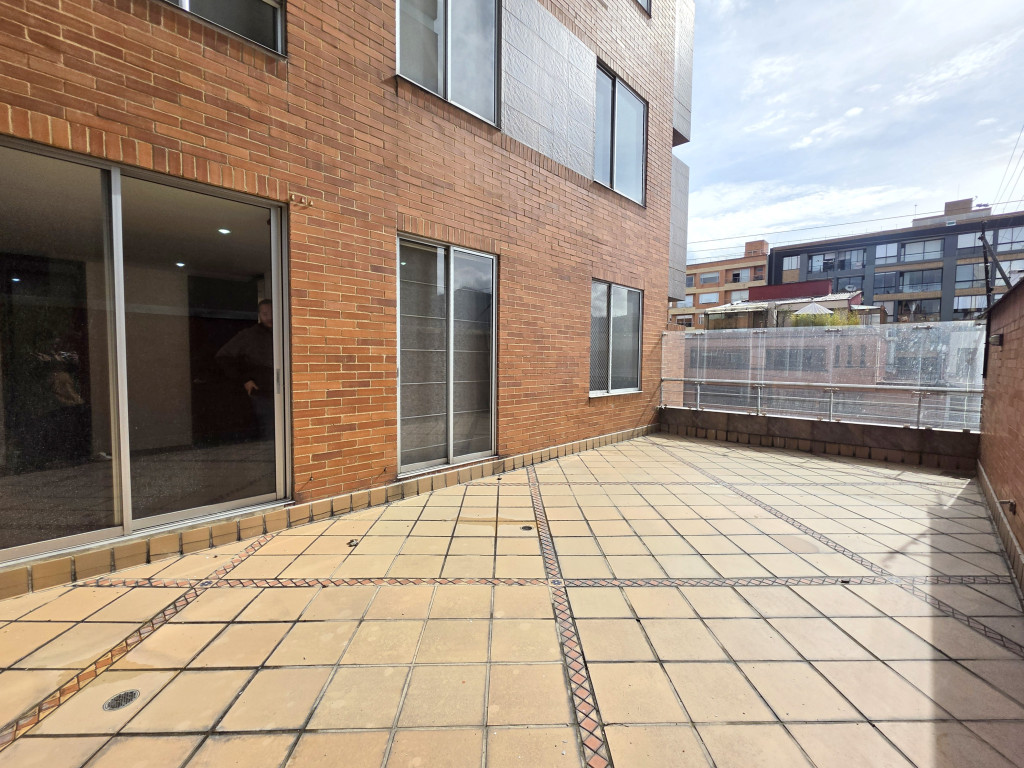 Apartamento de 2 alcobas en arriendo en Santa Barbara Occidental, Bogotá, 87 m² · foto 14 de 15