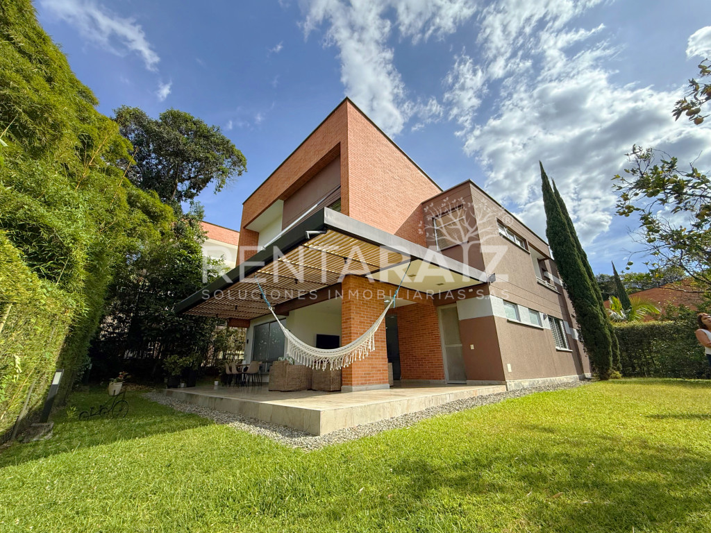 Calle 36 d sur, Unidad Fiore 7