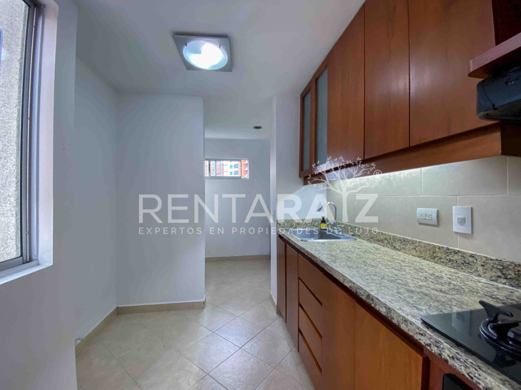 Cl. 17 Sur #44-133, Edificio Santa María del Parque. Piso 5