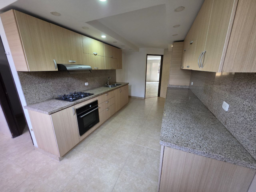 Apartamento en venta · Prados Del Norte, Cali