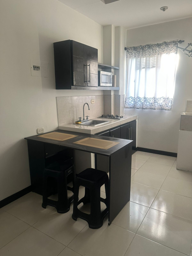 APARTAESTUDIO EN ARRIENDO