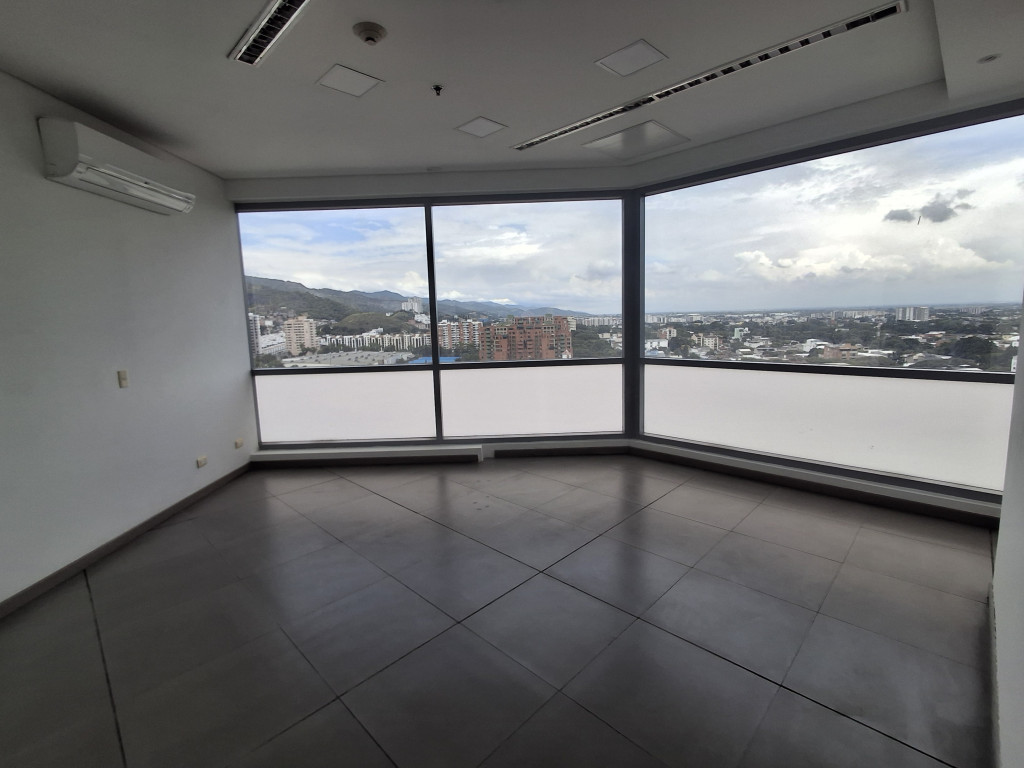 CONSULTORIO EN ARRIENDO