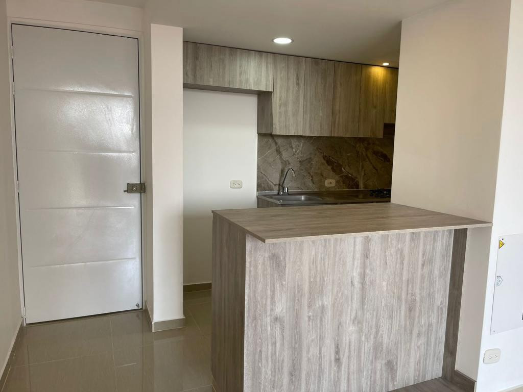APARTAMENTO EN ARRIENDO