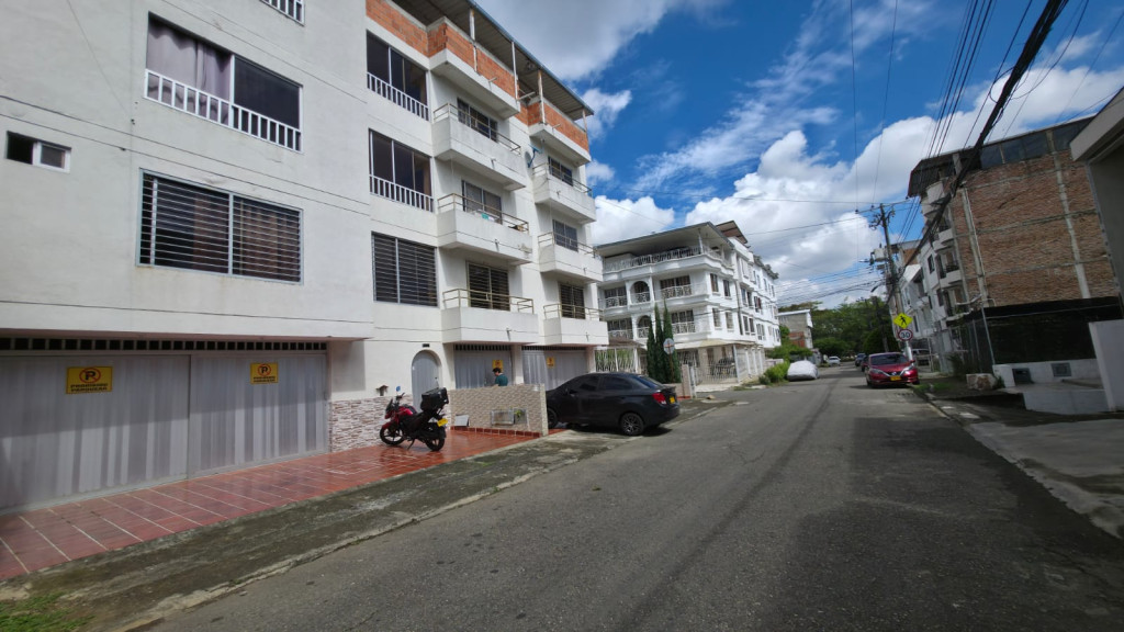 APARTAMENTO EN ARRIENDO