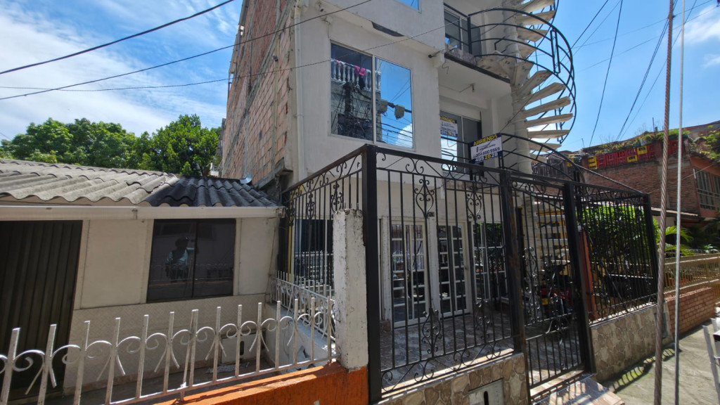 APARTAESTUDIO EN ARRIENDO