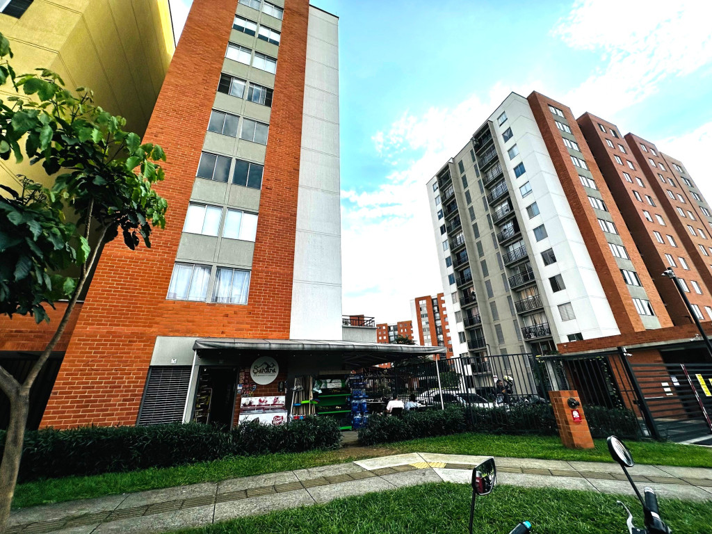 Local en venta · Ciudad Meléndez, Cali