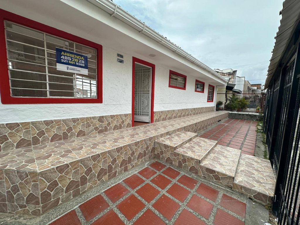 CASA EN ARRIENDO