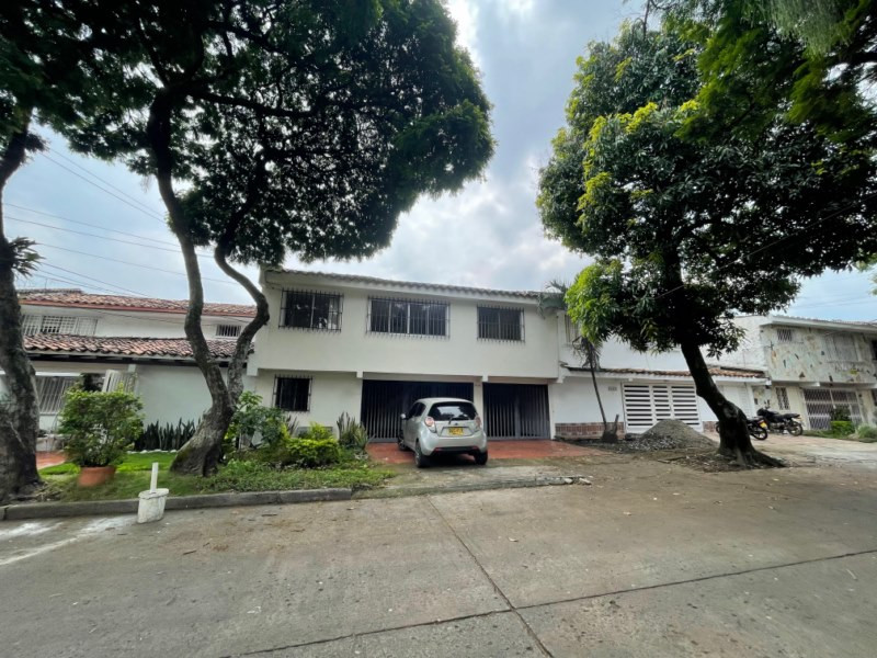 APARTAESTUDIO EN ARRIENDO