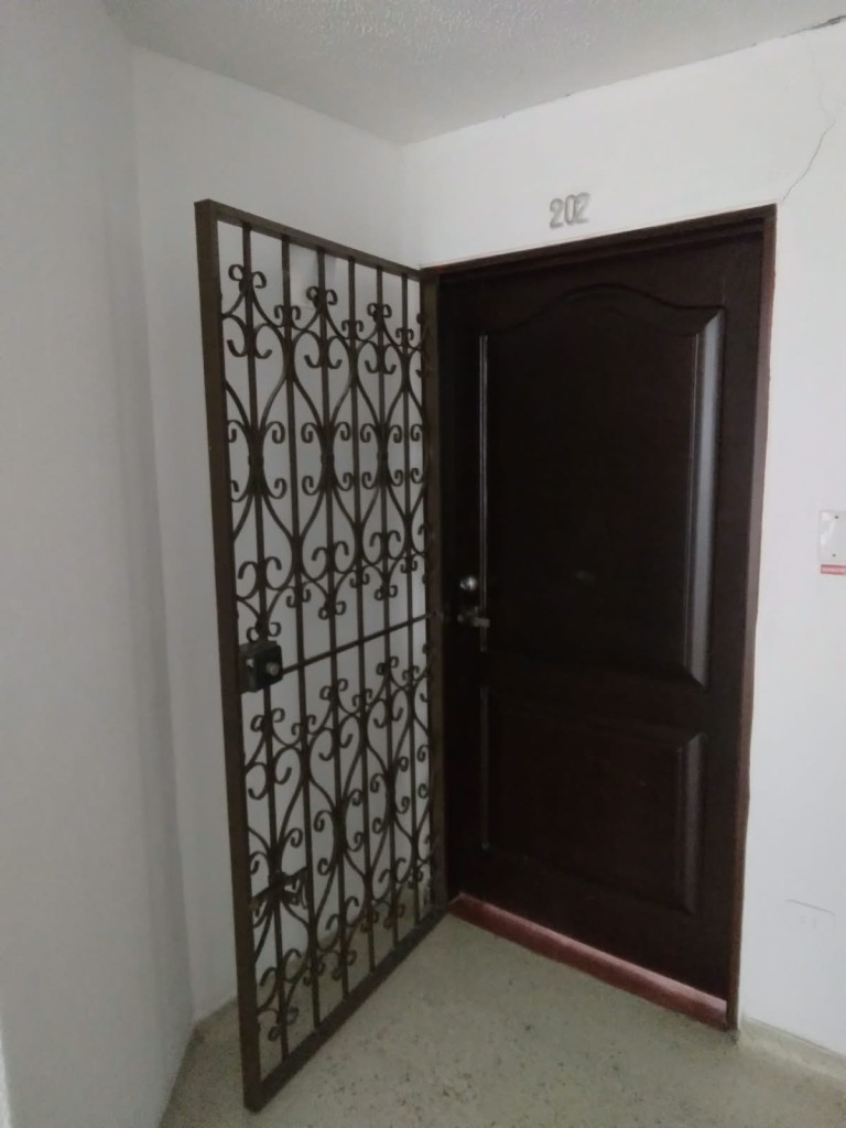 APARTAMENTO EN ARRIENDO