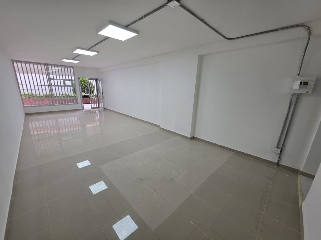 LOCAL EN ARRIENDO