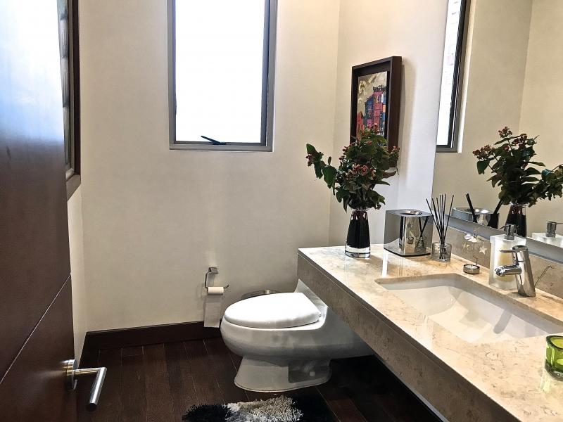 Apartamento En Venta - Los Rosales, Bogotá