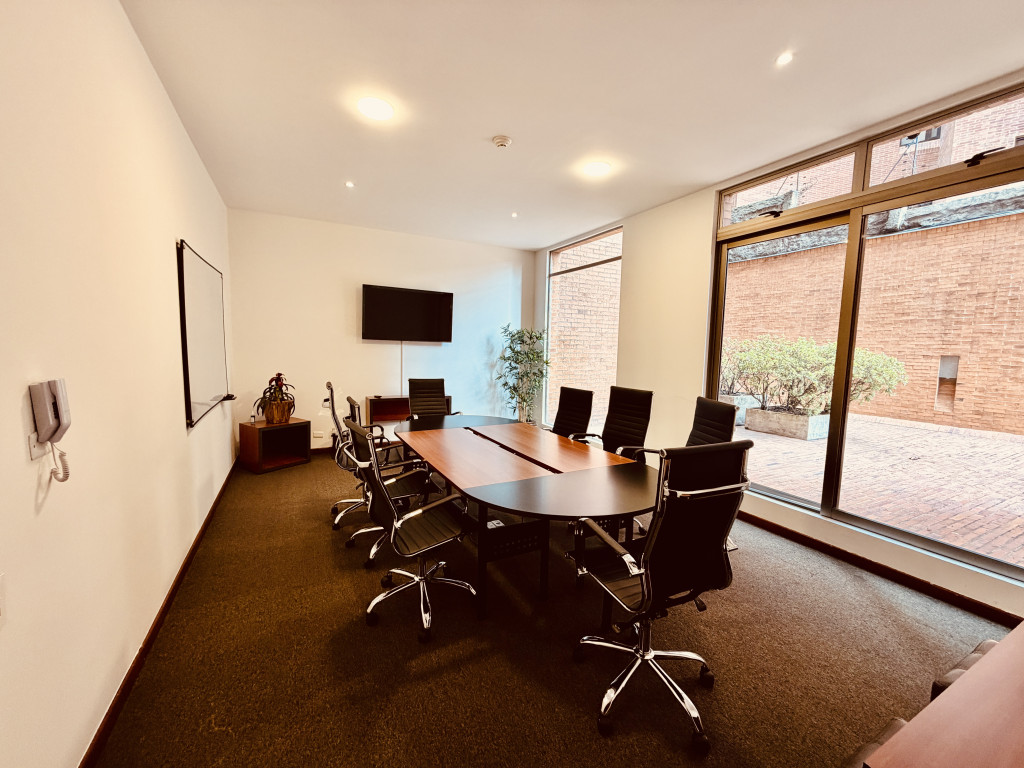 Apartamento En Arriendo - Los Rosales, Bogotá