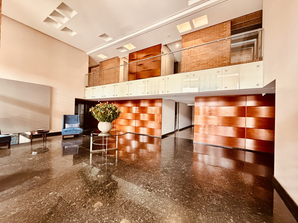 Apartamento En Arriendo - Los Rosales, Bogotá