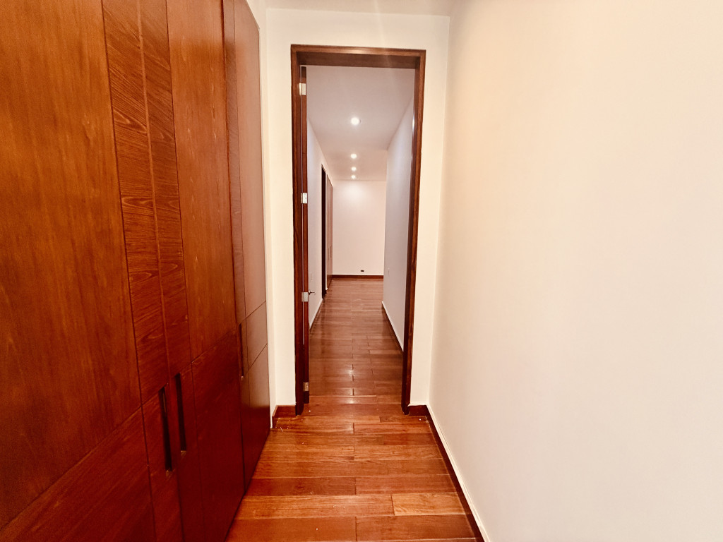 Apartamento En Arriendo - Los Rosales, Bogotá