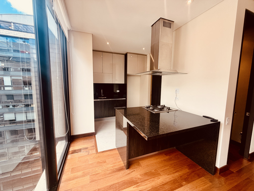 Apartamento En Arriendo - Los Rosales, Bogotá