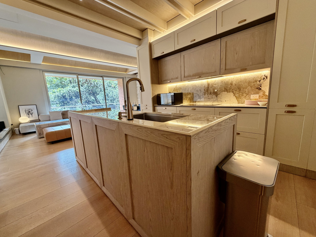 Apartamento En Venta - Los Rosales, Bogotá