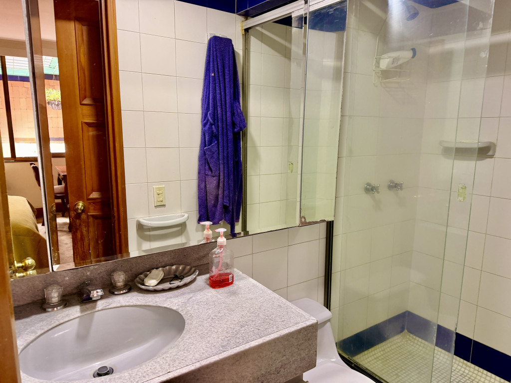 Apartamento En Venta - Los Rosales, Bogotá