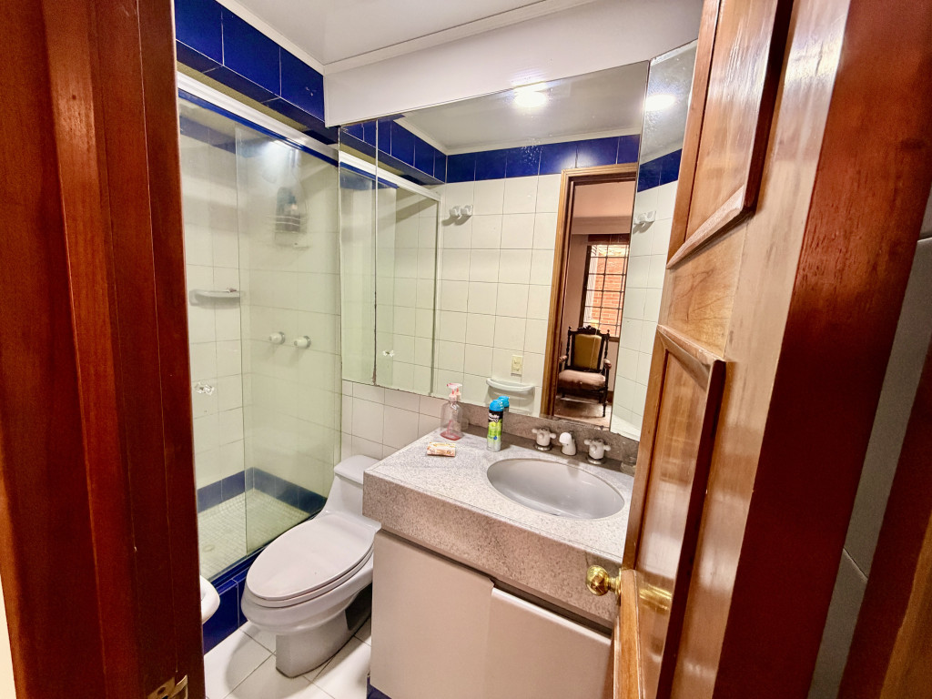 Apartamento En Venta - Los Rosales, Bogotá