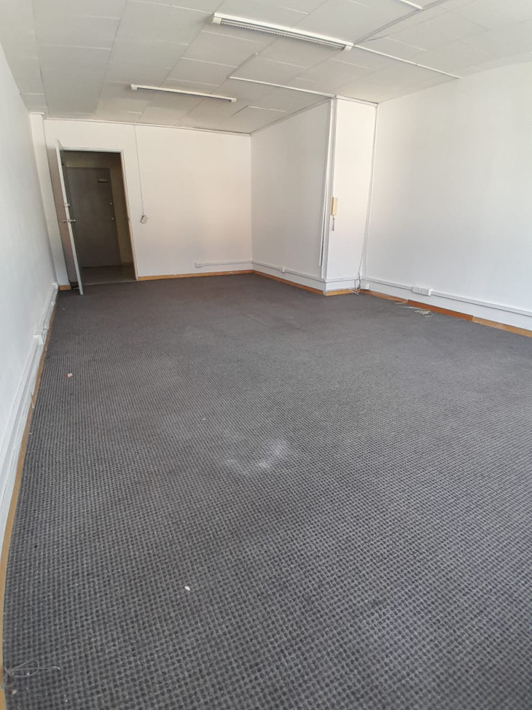 Oficina en arriendo en Centro, Bogotá, 30 m² · foto 4 de 8