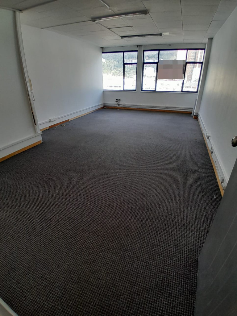 Oficina en arriendo en Centro, Bogotá, 30 m² · foto 7 de 8