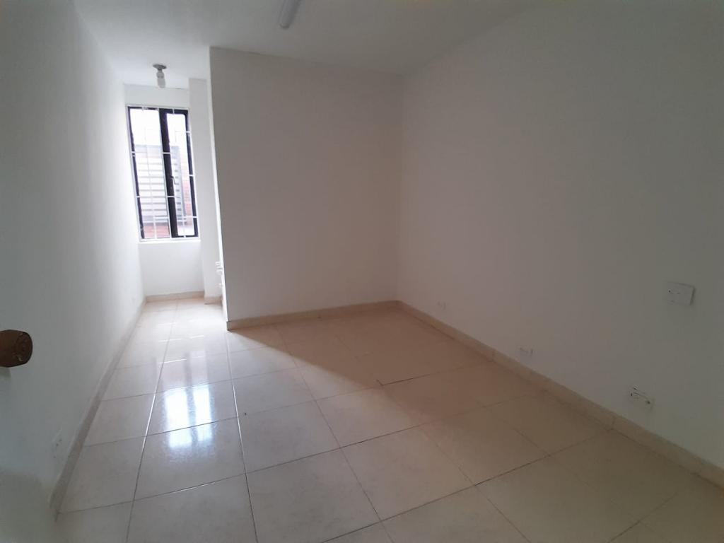 Oficina en arriendo en Chico Norte, Bogotá, 50 m² · foto 9 de 11