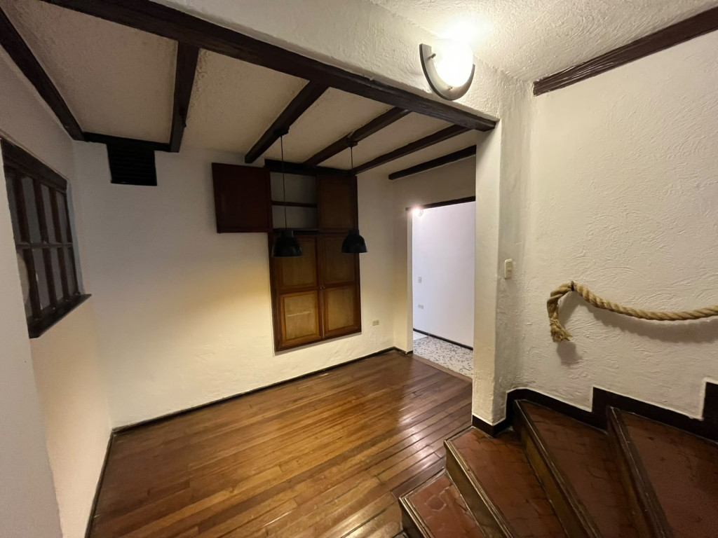 Apartamento de 3 alcobas en arriendo en La Candelaria, Bogotá, 110 m² · foto 2 de 21