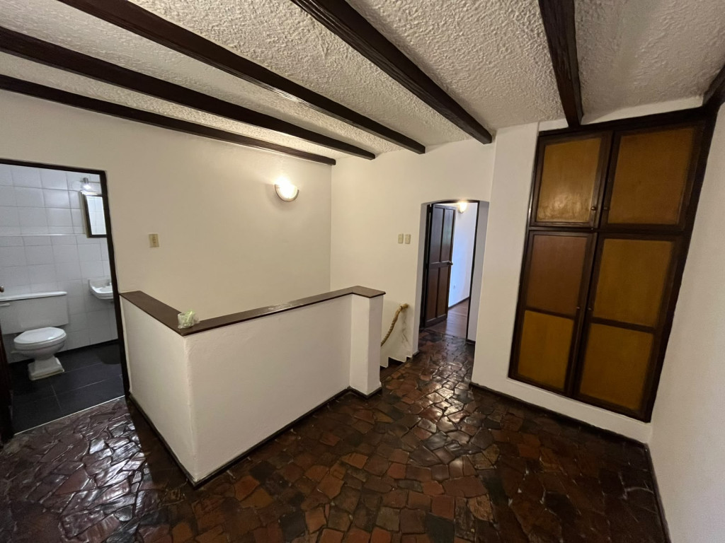 Apartamento de 3 alcobas en arriendo en La Candelaria, Bogotá, 110 m² · foto 4 de 21