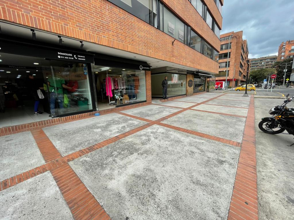 Local en arriendo en Chico Norte, Bogotá, 22 m² · foto 2 de 7