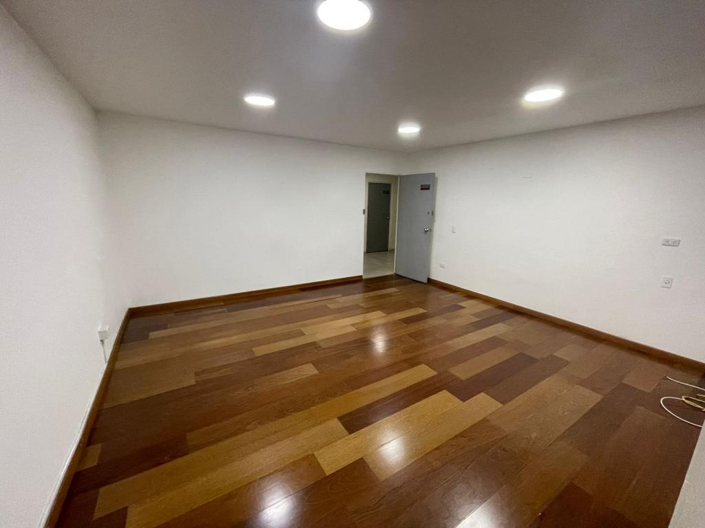 Oficina en arriendo en Centro, Bogotá, 22 m² · foto 5 de 7