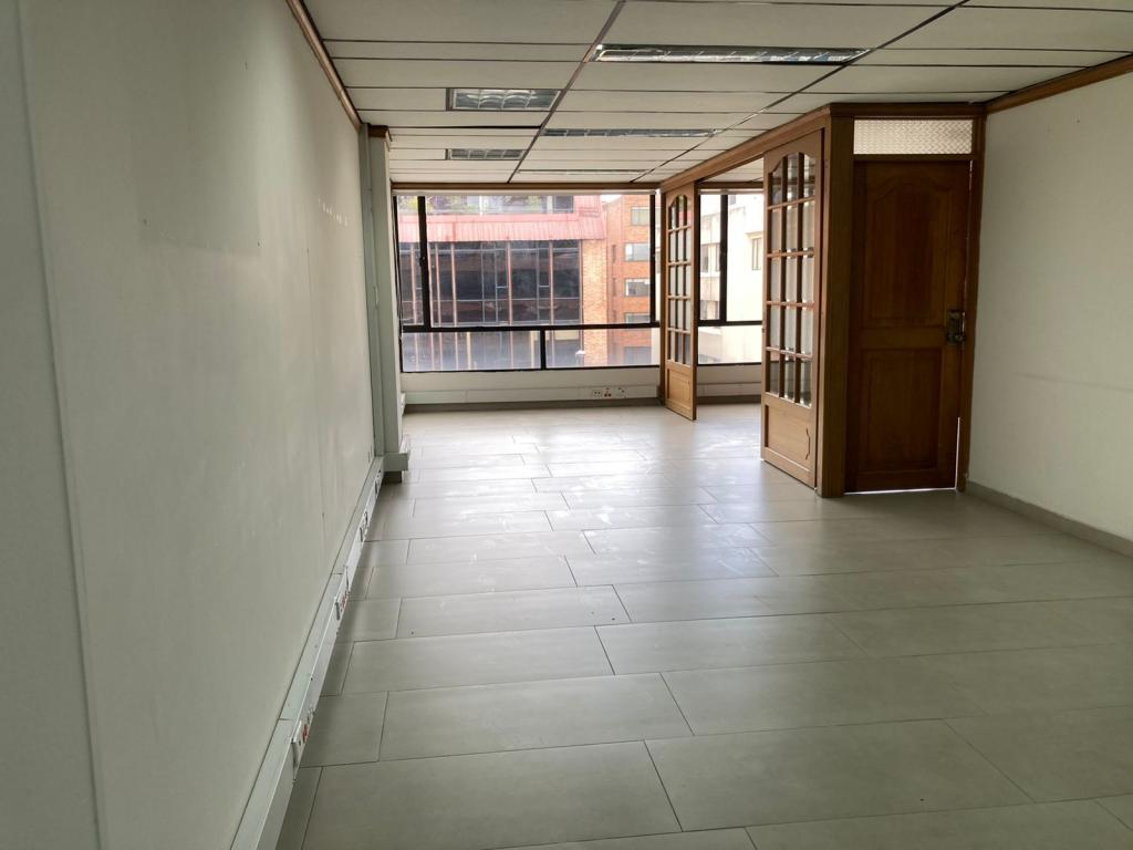 Oficina en arriendo en Chico, Bogotá, 68 m² · foto 7 de 15