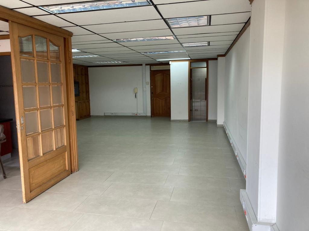 Oficina en arriendo en Chico, Bogotá, 68 m² · foto 10 de 15
