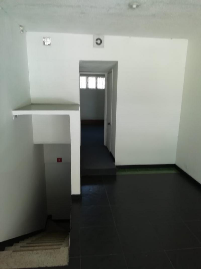 Local en arriendo en Bella Suiza, Bogotá, 75 m² · foto 5 de 12