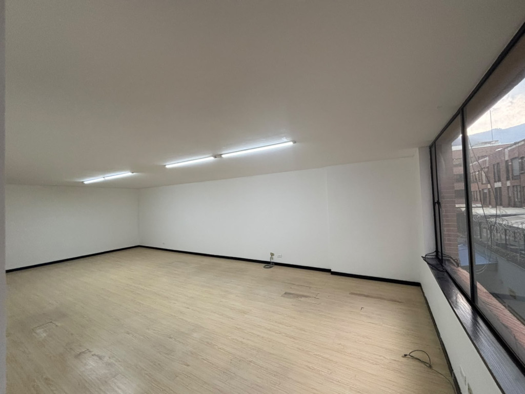 Oficina en arriendo en Chico Norte, Bogotá, 48 m² · foto 7 de 7