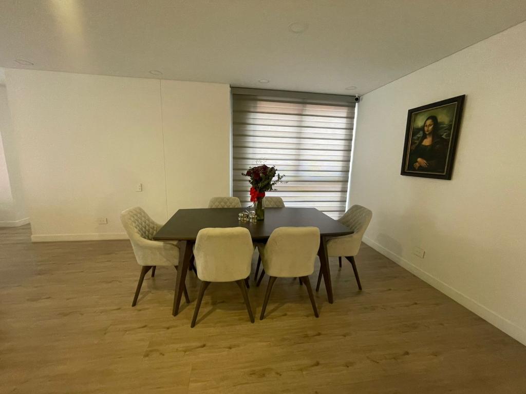 Apartamento en venta en El Virrey, Bogotá · foto 7 de 24