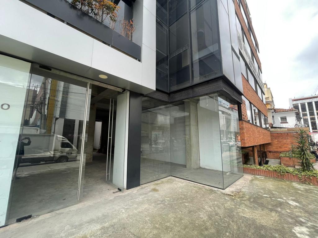 Local en arriendo en La Porciuncula, Bogotá, 232 m² · foto 17 de 22