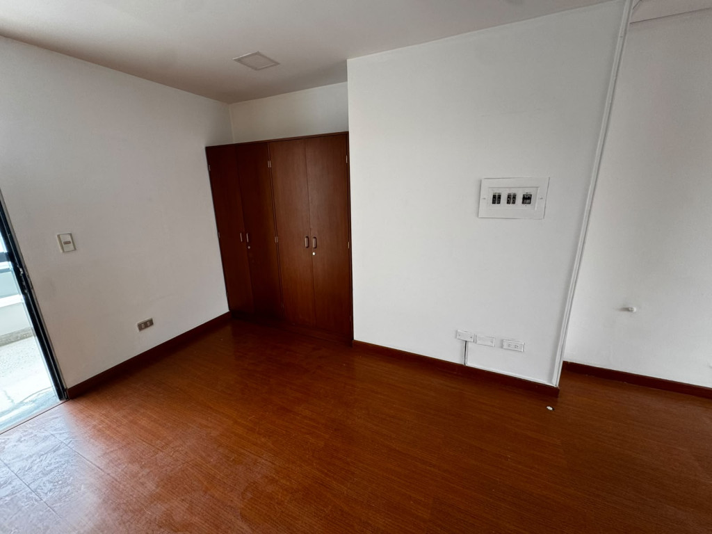 Oficina en arriendo en Chico, Bogotá, 25 m² · foto 9 de 10