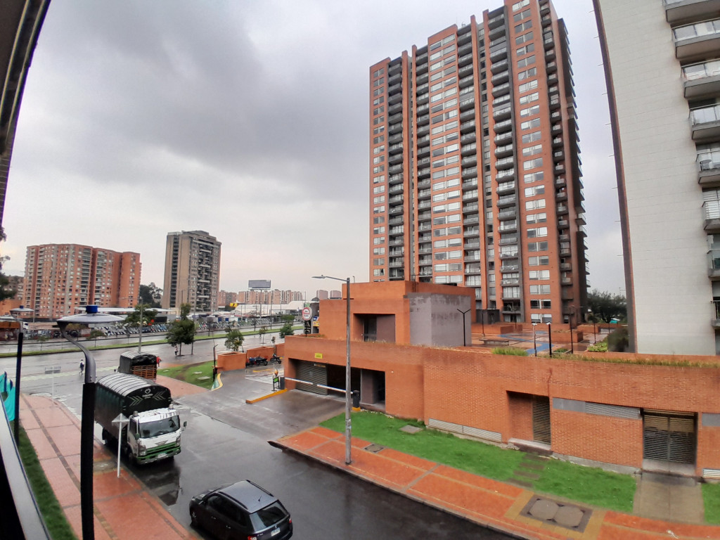 Local en arriendo en Colina Campestre, Bogotá, 25 m² · foto 8 de 9