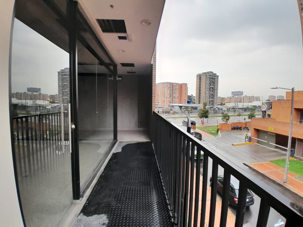 Local en arriendo en Colina Campestre, Bogotá, 25 m² · foto 9 de 9