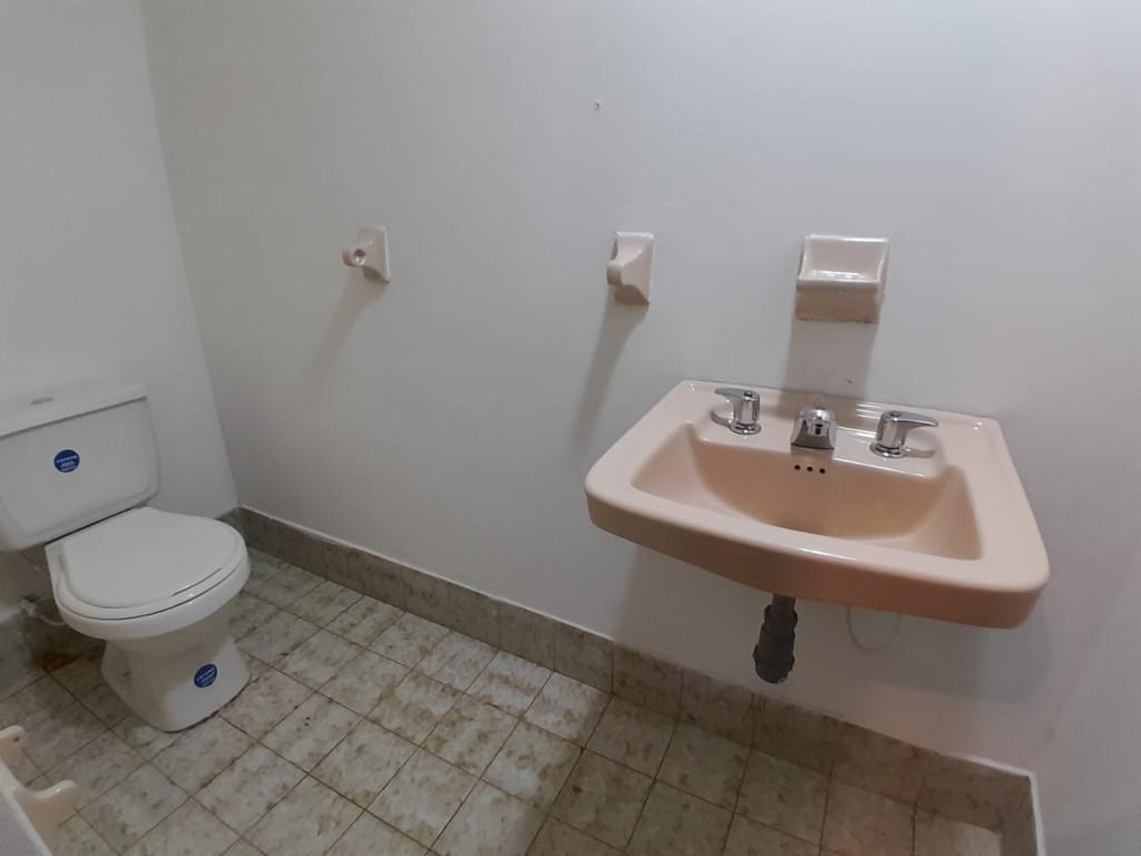 Oficina en arriendo en La Cabrera, Bogotá, 118 m² · foto 10 de 12