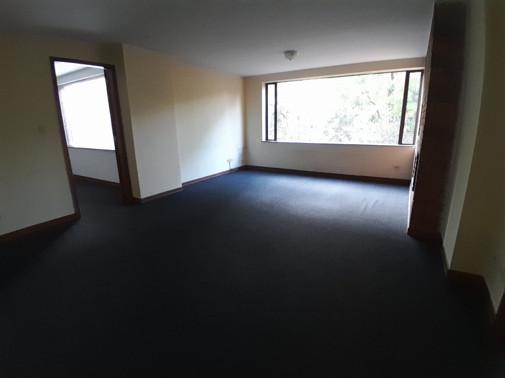 Oficina en arriendo en La Cabrera, Bogotá, 118 m² · foto 6 de 12