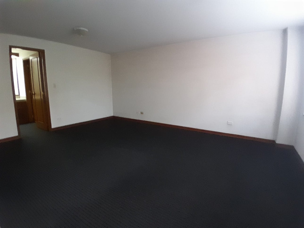 Oficina en arriendo en La Cabrera, Bogotá, 118 m² · foto 5 de 12