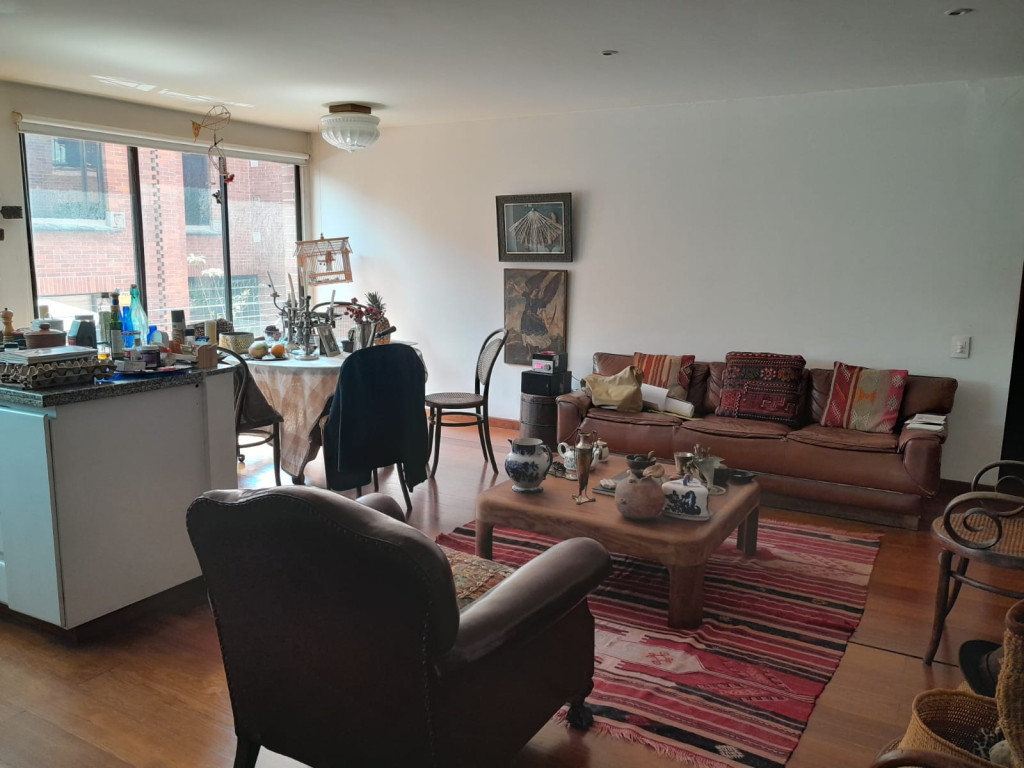 Apartamento de 1 alcoba en venta en Santa Barbara Occidental, Bogotá, 76 m² · foto 17 de 19