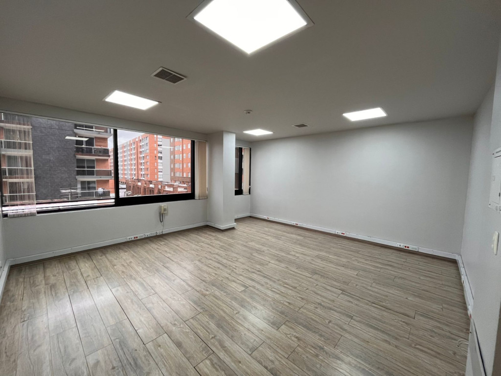 Oficina en arriendo en Cedritos, Bogotá, 30 m² · foto 8 de 18