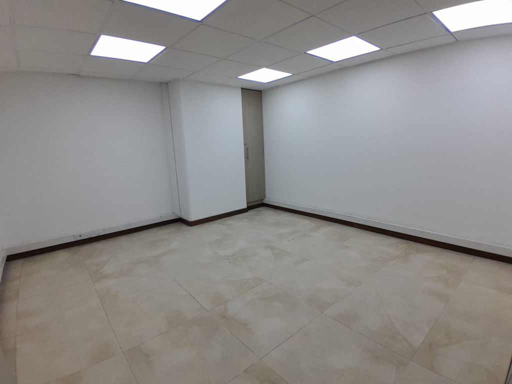 Oficina en arriendo en Bellavista, Bogotá, 110 m² · foto 10 de 13