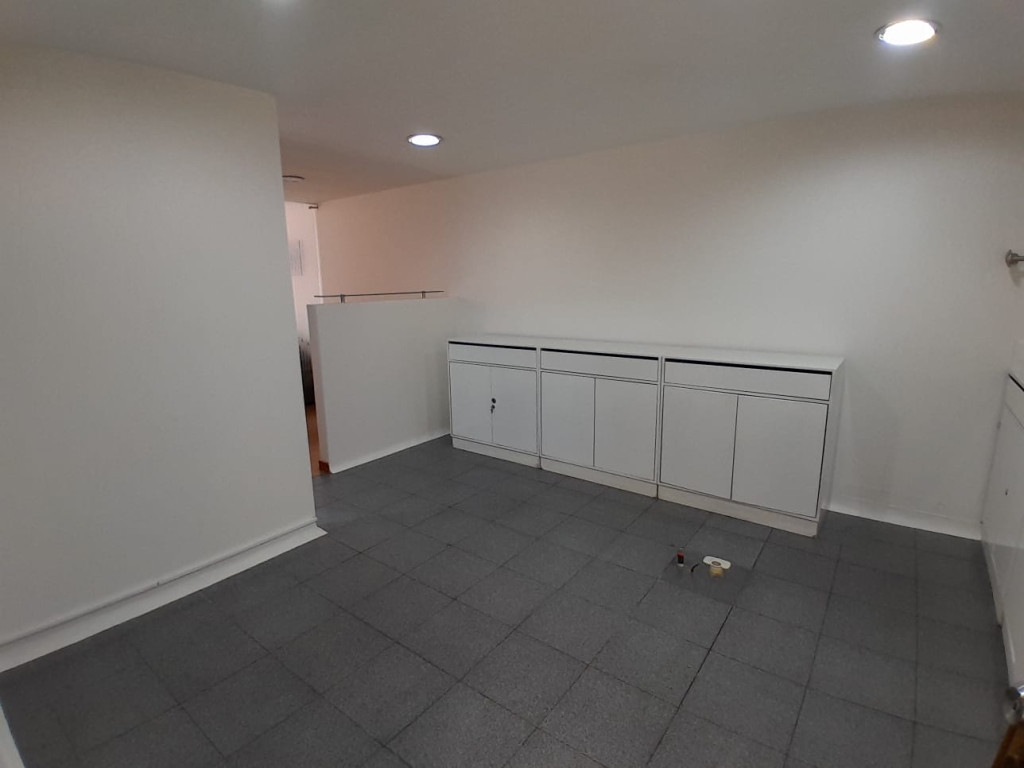 Consultorio en arriendo en Chico, Bogotá, 20 m² · foto 6 de 11