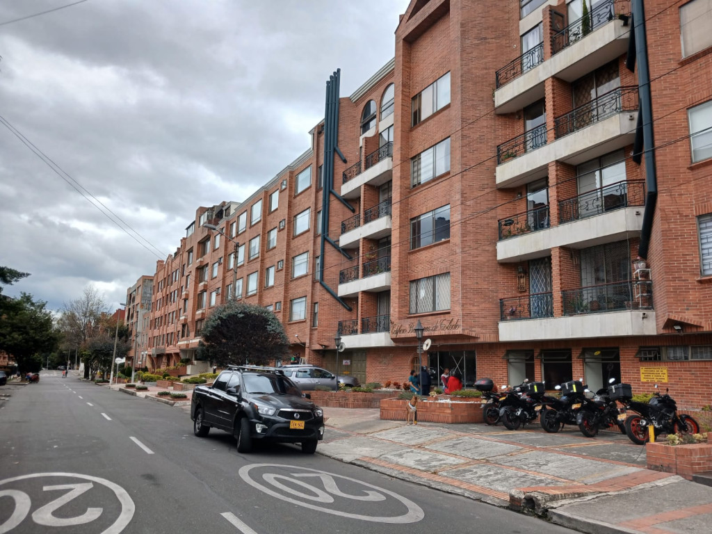 Apartamento en venta en Pasadena, Bogotá · foto 2 de 21