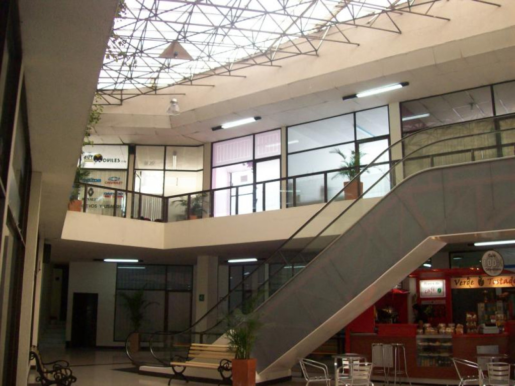 Oficina en venta en Andes Norte, Bogotá, 32 m² · foto 2 de 9