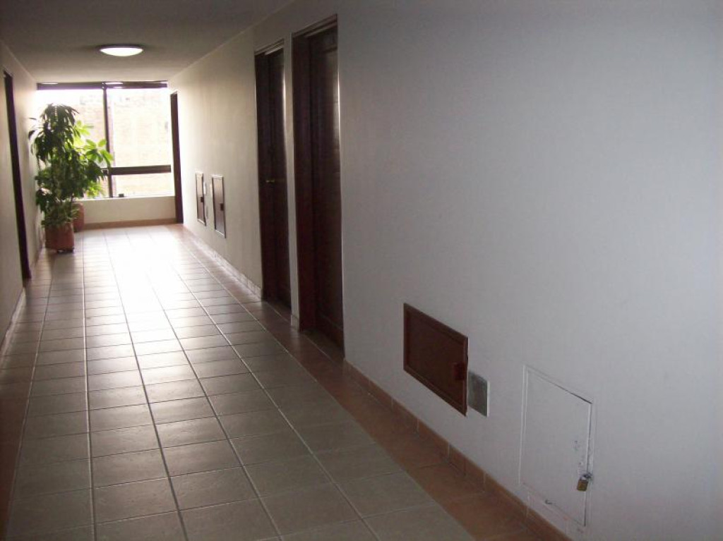 Oficina en venta en Andes Norte, Bogotá, 32 m² · foto 6 de 9