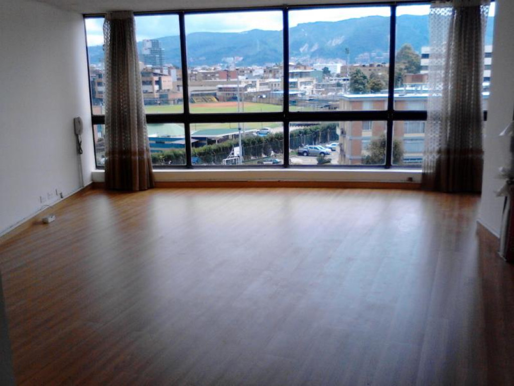 Oficina en venta en Andes Norte, Bogotá, 32 m² · foto 7 de 9