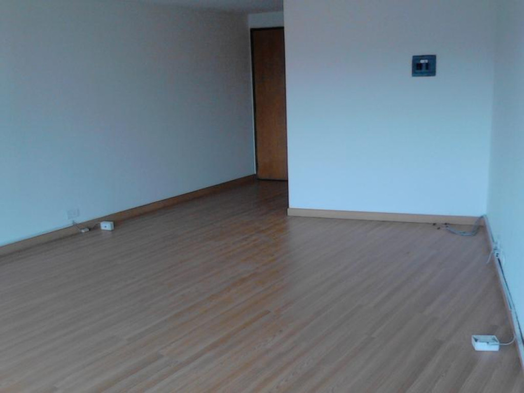Oficina en venta en Andes Norte, Bogotá, 32 m² · foto 8 de 9